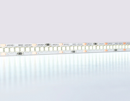 Светодиодная лента GS3303 2835 240Led 18W 24V IP20 6500K GS GS3303