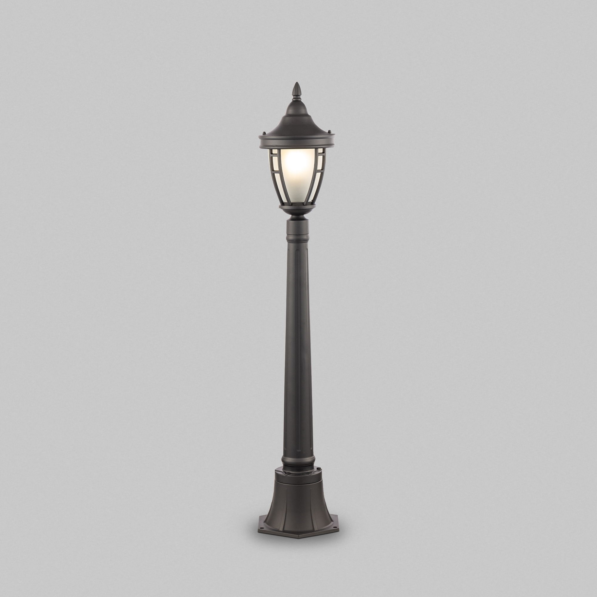 Парковый светильник Maytoni Rivoli O026FL-01B