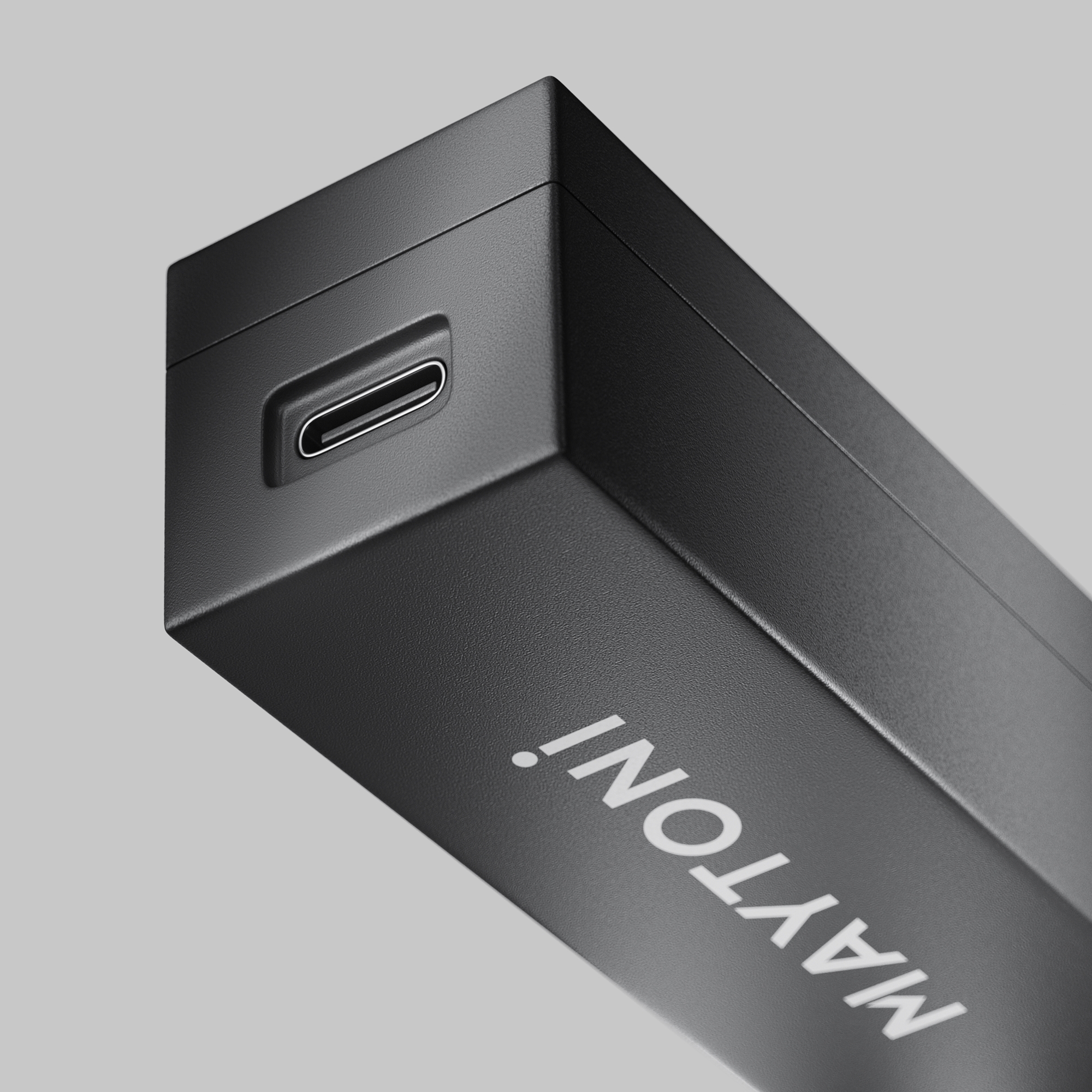 Линейный светильник светодиодный Maytoni PCWD C120-12W-B