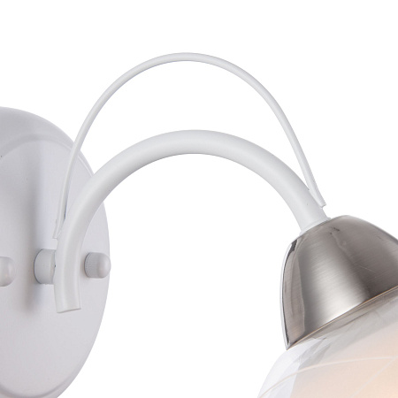 Бра Freya Nikki FR5052-WL-01-W Бра Freya Nikki FR5052-WL-01-W