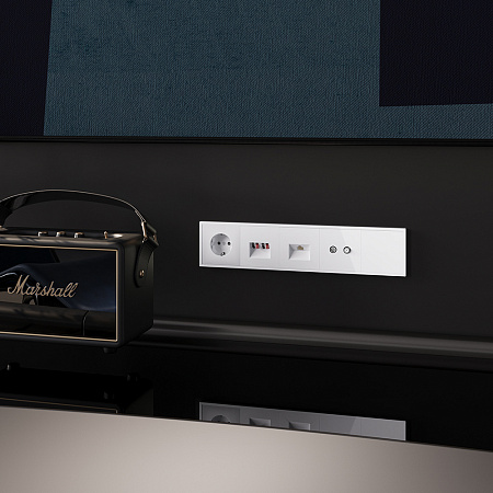 Розетка акустическая встраиваемая VOLTUM S70 4-местная, (белый глянцевый) VLS060301