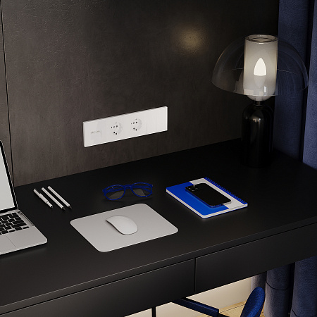 Рамка пластиковая VOLTUM S70 на 4 поста, (белый глянцевый) VLS100401