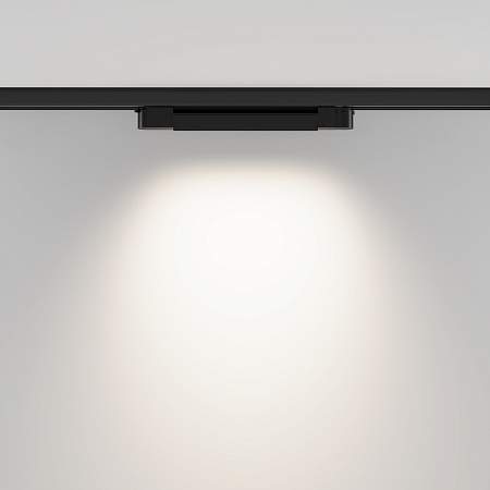 Трековый трехфазный светодиодный светильник Maytoni Trinity Basis TR196-3-10W4K-B