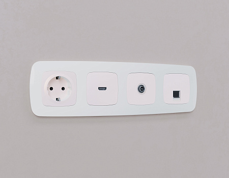 Комплект механизма компьютерной розетки RJ-45 (8P8C) CAT6A экранированной с защитной шторкой Omega MO212005 Комплект механизма компьютерной розетки RJ-45 (8P8C) CAT6A экранированной с защитной шторкой Omega MO212005