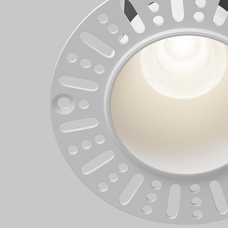 Светильник встраиваемый светодиодный Maytoni Dip DL120-10W-4K-TRS-W Светильник встраиваемый светодиодный Maytoni Dip DL120-10W-4K-TRS-W