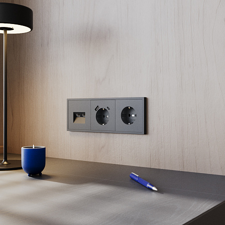 Рамка пластиковая VOLTUM S70 на 3 поста, (графит) VLS100307 Рамка пластиковая VOLTUM S70 на 3 поста, (графит) VLS100307