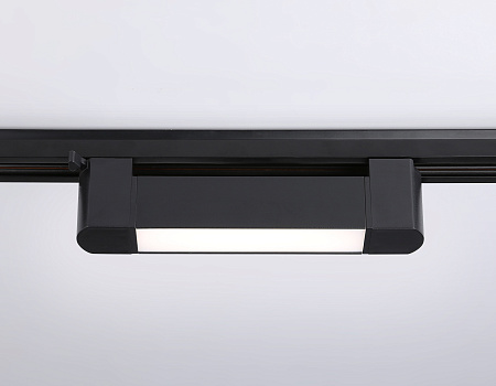 Трековый однофазный светодиодный светильник Track System GL6727