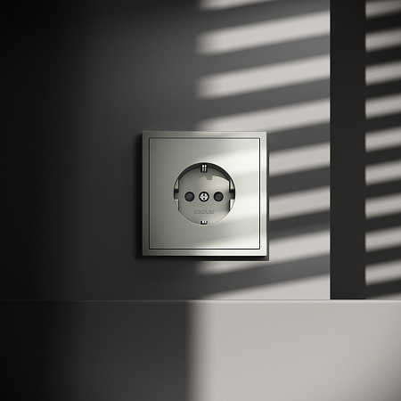 Розетка встраиваемая VOLTUM S70 с заземлением и защитными шторками, (сталь) VLS040205
