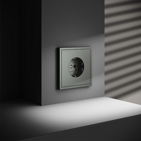 Розетка встраиваемая VOLTUM S70 с заземлением (титан) VLS040106