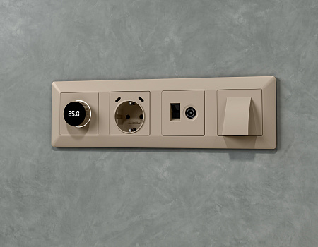 Комплект механизма розетки компьютерной + TV оконечной RJ-45 (8P8C) CAT6/50-870 MHz 1dB с автоматической защитной шторкой Ambrella Volt Alfa MA372510